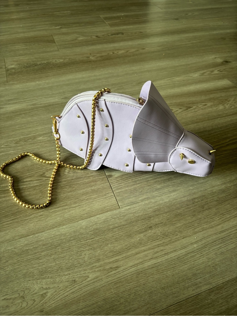 Novelty Dinosaur Crossbody Bag in Light Puple with Gold Chain